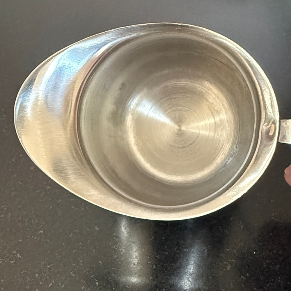 🌸3/$15 Vintage Adcraft 18-8 Stainless Steel Creamer 2.5" - Picture 5 of 7